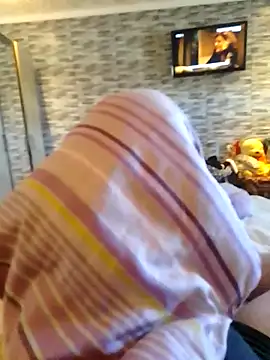 Snapshot of Rolandxxxr chatting on 27, 2, 2026 Rolandxxxr online show from 27, 2, 2026