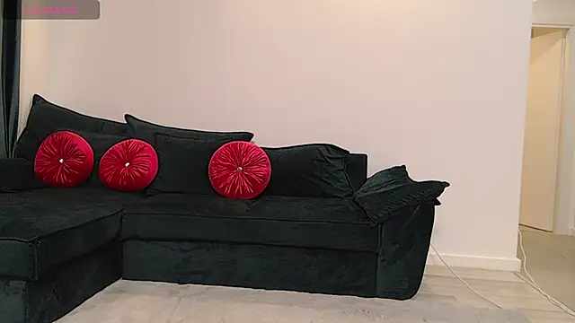 natasha-bigas online show from 28, 4, 2026