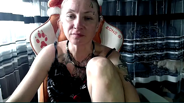 cold lollipop online show from 23, 4, 2026