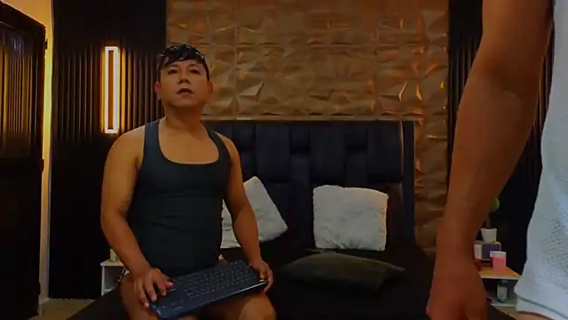 FelipeAndMarcello3 online show from 18, 2, 2025