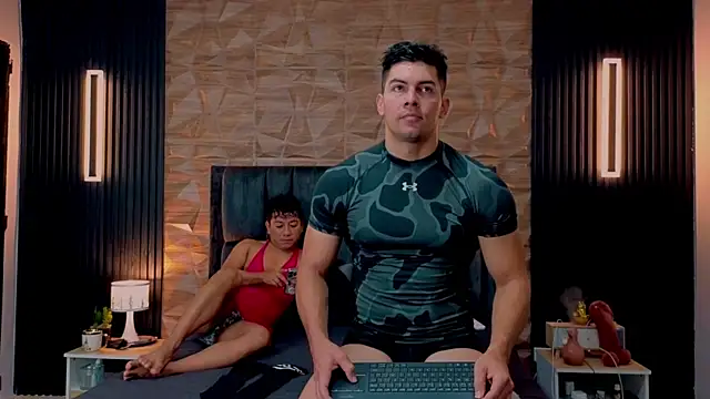 FelipeAndMarcello3 online show from 8, 9, 2025