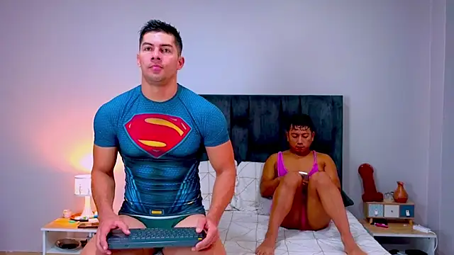 FelipeAndMarcello3 online show from 22, 4, 2026