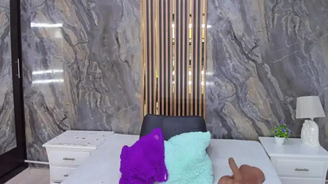 Nyakimgold online show from 18, 11, 2025