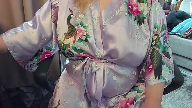 Anita-boobs online show from 19, 4, 2026