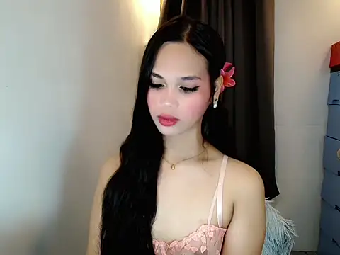 Webcumcutie online show from 25, 4, 2026