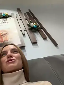 Snapshot of -AngelAri- chatting on 10, 1, 2025 -AngelAri- online show from 10, 1, 2025