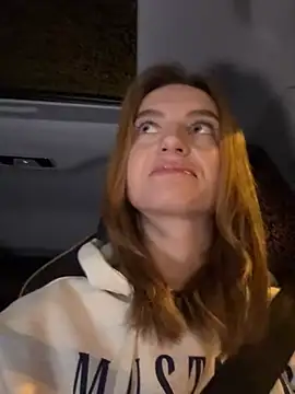 Snapshot of -AngelAri- chatting on 4, 2, 2025 -AngelAri- online show from 4, 2, 2025