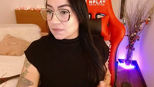 lucy luu  online show from 12, 12, 2024