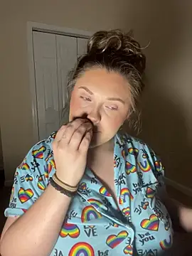 Snapshot of daddyarimm chatting on 18, 11, 2025 daddyarimm online show from 18, 11, 2025