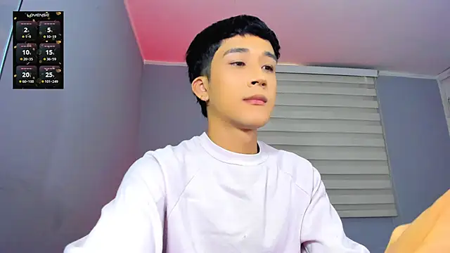 tom Howard online show from 6, 11, 2025