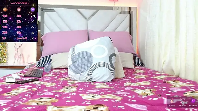 Snapshot of ruby_myers chatting on 24, 10, 2025 ruby myers online show from 24, 10, 2025