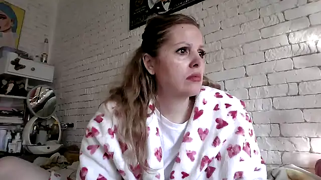 Angel girllovemy online show from 9, 2, 2026