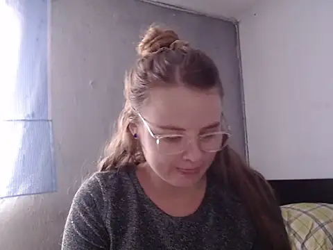 HellenMiyer1111 online show from 12, 2, 2025