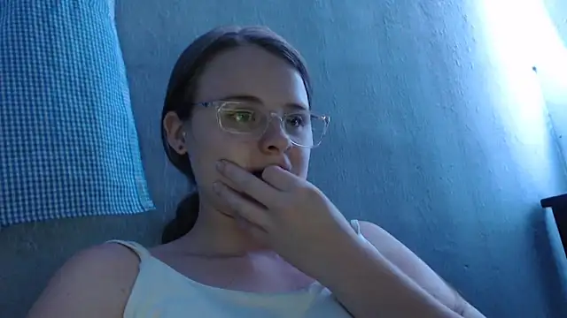 HellenMiyer1111 online show from 17, 2, 2025