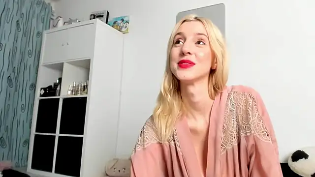 KenzieDawton online show from 17, 9, 2025