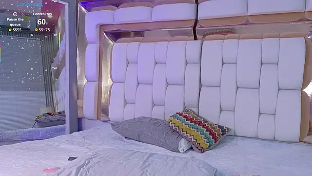 sexysistter online show from 20, 9, 2025