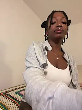 mochamimi online show from 14, 4, 2026