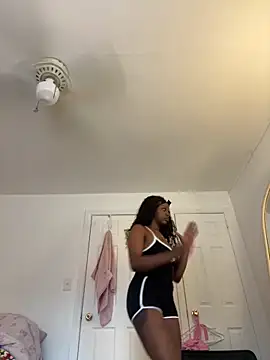 mochamimi online show from 19, 4, 2026