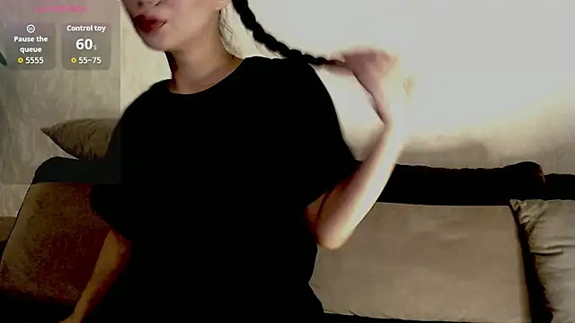 Iam Luna online show from 7, 2, 2026