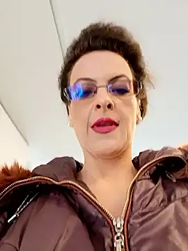 RebeccaNoble online show from 21, 4, 2026