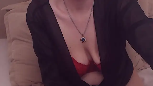 RebeccaNoble online show from 27, 4, 2026