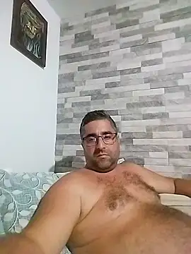 ADRIAN ADI40 online show from 15, 7, 2026