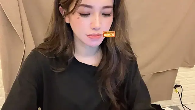 Tw Zoella online show from 3, 3, 2025