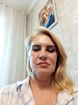 Snapshot of JennyOMay chatting on 18, 6, 2026 JennyOMay online show from 18, 6, 2026