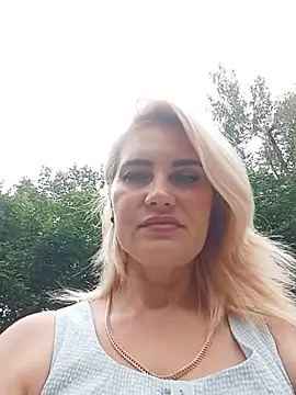 Snapshot of JennyOMay chatting on 7, 7, 2026 JennyOMay online show from 7, 7, 2026