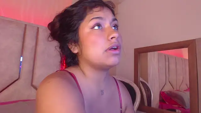 ChantalPetit online show from 27, 4, 2026