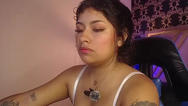 ChantalPetit online show from 12, 6, 2026