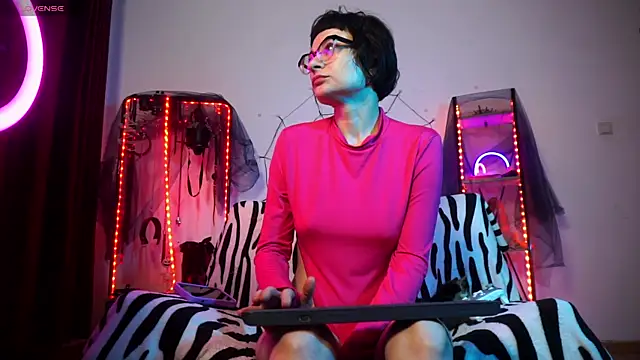 CyberXGoddess online show from 11, 11, 2025