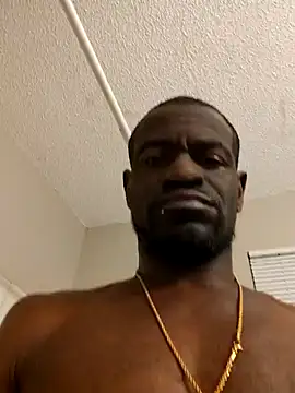 Maculine Stayr online show from 25, 12, 2024