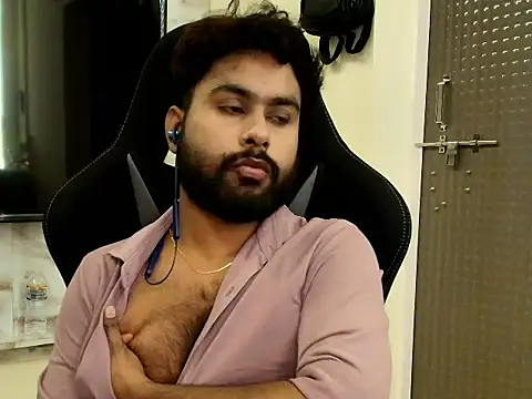 Snapshot of SHENOY3 chatting on 7, 6, 2026 SHENOY3 online show from 7, 6, 2026