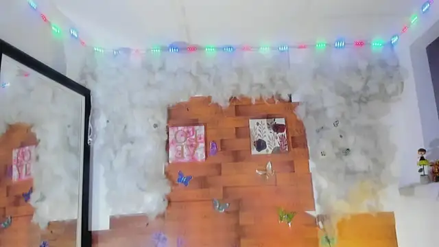 kelly thomson online show from 28, 2, 2025