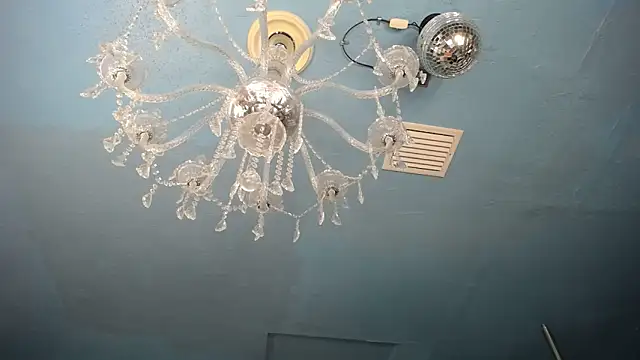 ADRIANNA FOX online show from 6, 3, 2026