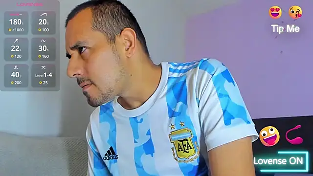 jhonyalzate2 online show from 12, 1, 2025