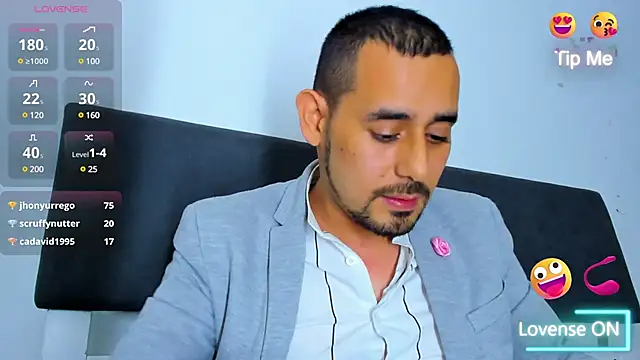 jhonyalzate2 online show from 9, 3, 2025