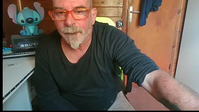 Snapshot of 0oscar_xxx chatting on 26, 10, 2025 0oscar xxx online show from 26, 10, 2025