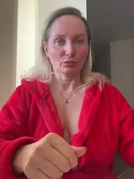 AngelOxy online show from 4, 1, 2025