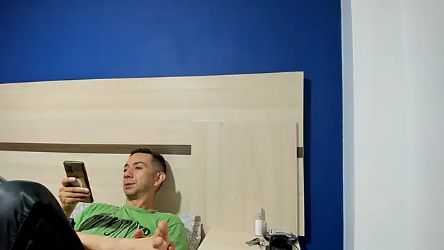 Snapshot of funcouple1985 chatting on 6, 12, 2024 funcouple1985 online show from 6, 12, 2024