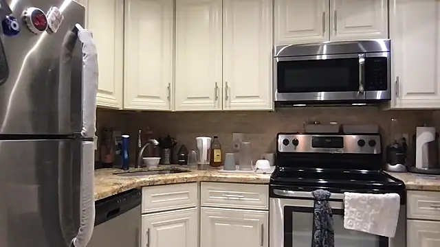 BigGuyMuscle online show from 4, 2, 2026