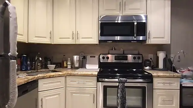 BigGuyMuscle online show from 8, 4, 2026