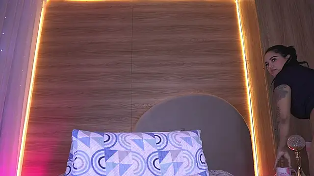 Snapshot of alexaa_walker chatting on 20, 5, 2026 alexaa walker online show from 20, 5, 2026