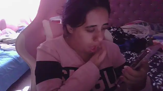 annarose19 online show from 3, 3, 2025