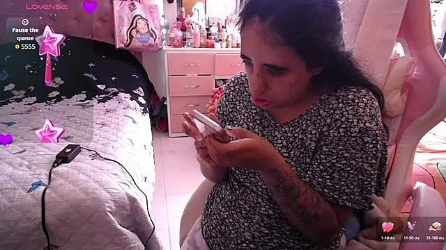 Snapshot of annarose19 chatting on 23, 7, 2026 annarose19 online show from 23, 7, 2026