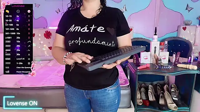 Zaly mature online show from 22, 4, 2026