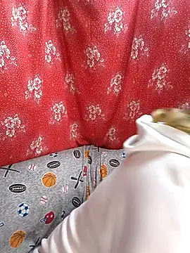 Zuli Kiska online show from 12, 3, 2026