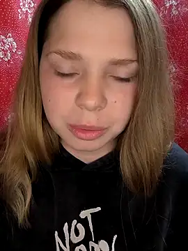 Zuli Kiska online show from 7, 4, 2026