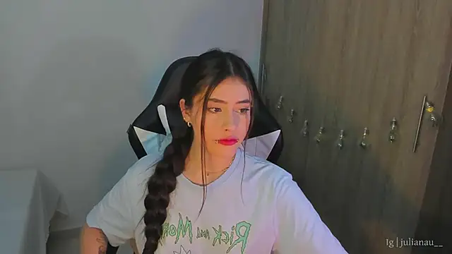 iriswest  online show from 20, 1, 2025